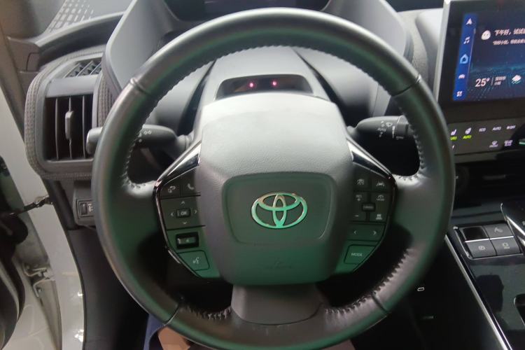 Used Toyota GAC bZ4X 2022 Long-Range Elite Steering Wheel