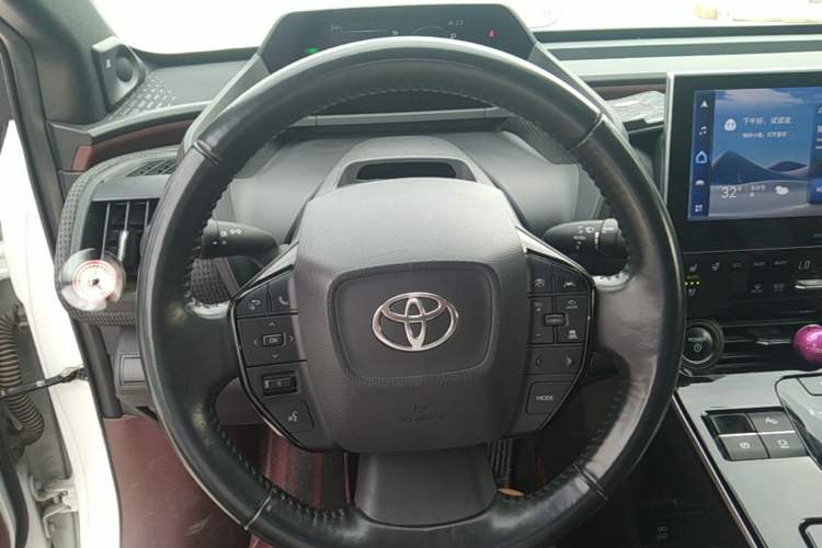 Used Toyota GAC bZ4X 2022 X-MODE Four-Wheel Drive Ultra Steering Wheel
