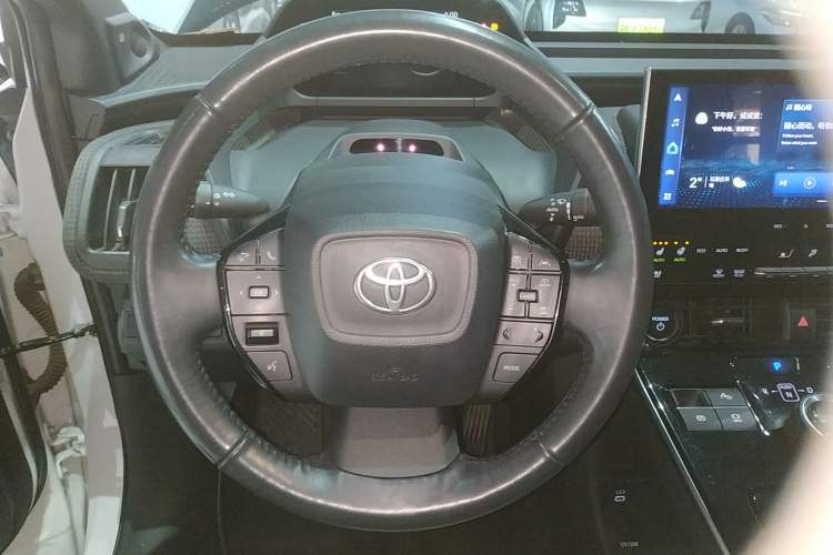 Used Toyota GAC bZ4X 2022 X-MODE Four-Wheel Drive Ultra Steering Wheel