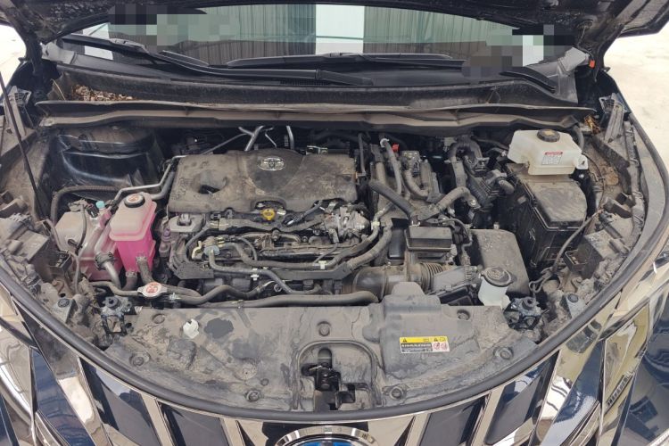Used Toyota Granvia 2023 2.5L Hybrid Luxury Edition Engine Bay