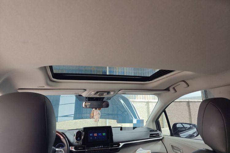 Used Toyota Granvia 2023 2.5L Hybrid Luxury Edition Headliner