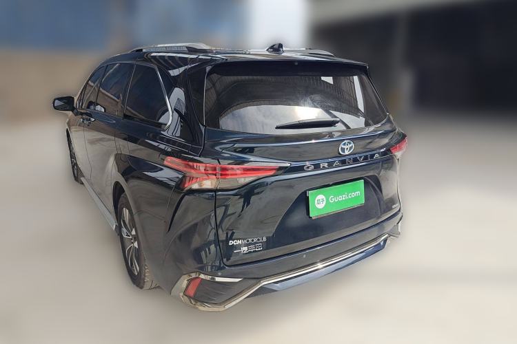 Used Toyota Granvia 2023 2.5L Hybrid Luxury Edition Rear Left 45 Deg