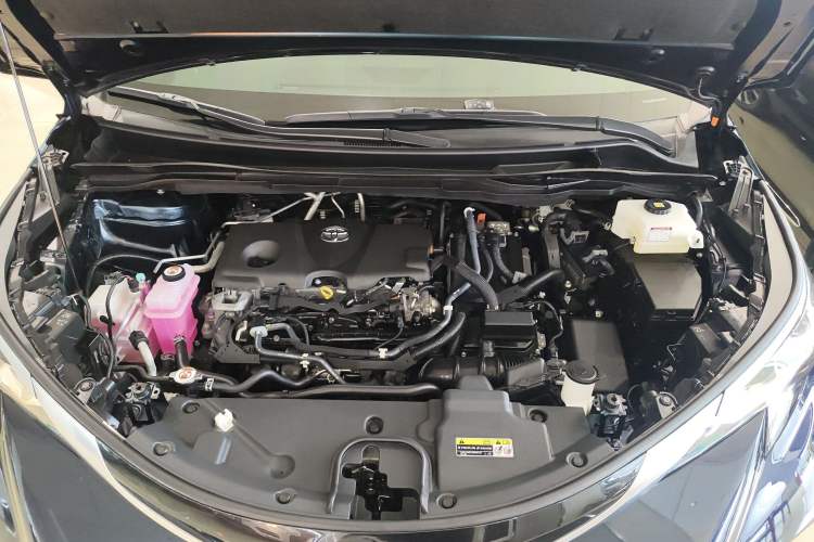 Used Toyota Granvia 2022 2.5L Hybrid Prestige Edition Engine Bay