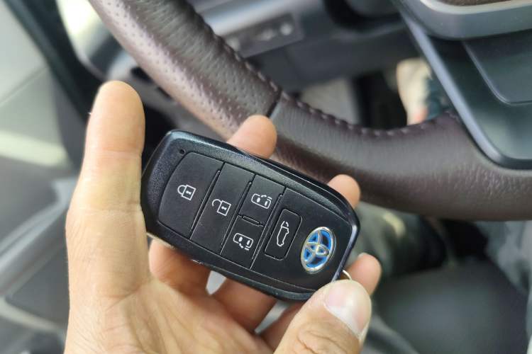 Used Toyota Granvia 2023 2.5L Hybrid Flagship VIP Edition Interior 1