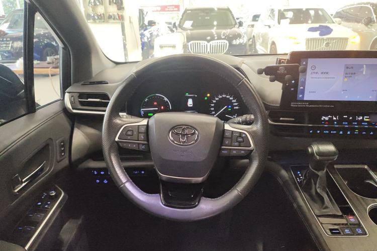 Used Toyota Granvia 2022 2.5L Hybrid Prestige Edition Steering Wheel