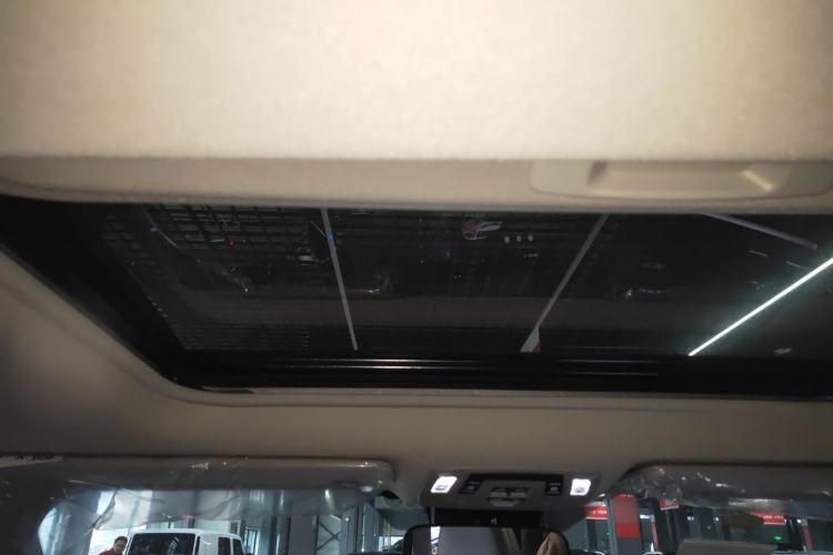 Used Toyota Granvia 2024 2.5L Hybrid Comfort Edition Headliner
