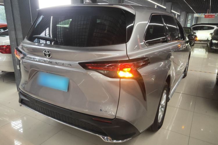 Used Toyota Granvia 2024 2.5L Hybrid Comfort Edition Rear Right 45 Deg
