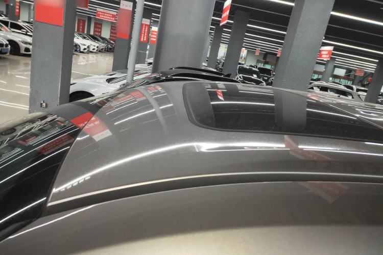 Used Toyota Granvia 2024 2.5L Hybrid Comfort Edition Roof