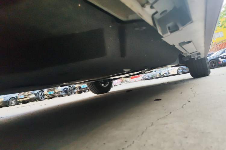 Used Toyota Granvia 2024 2.5L Hybrid Comfort Edition Chassis Front Left