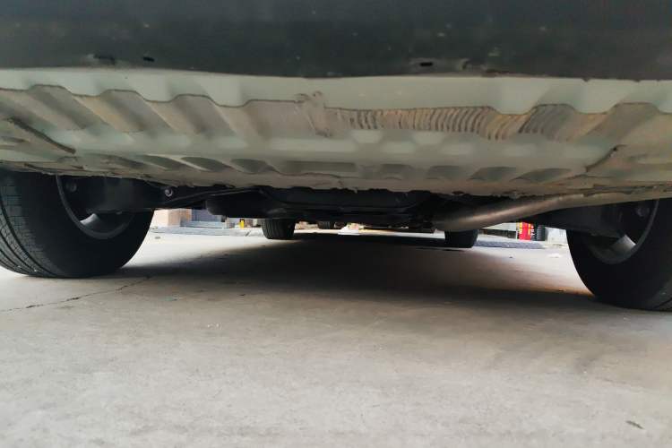 Used Toyota Granvia 2024 2.5L Hybrid Comfort Edition Chassis Rear