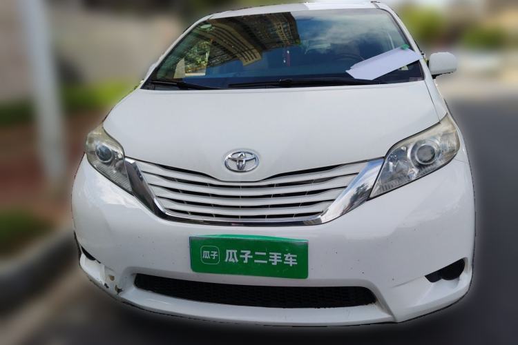 Used Toyota Granvia  Front