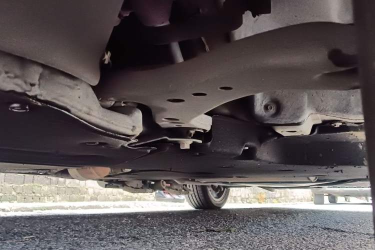 Used Toyota Granvia 2022 2.5L Hybrid Flagship Edition Chassis Front Left