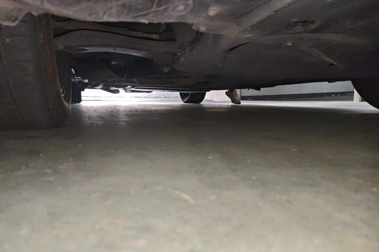 Used Toyota Granvia 2022 2.5L Hybrid Prestige Edition Chassis Front Right