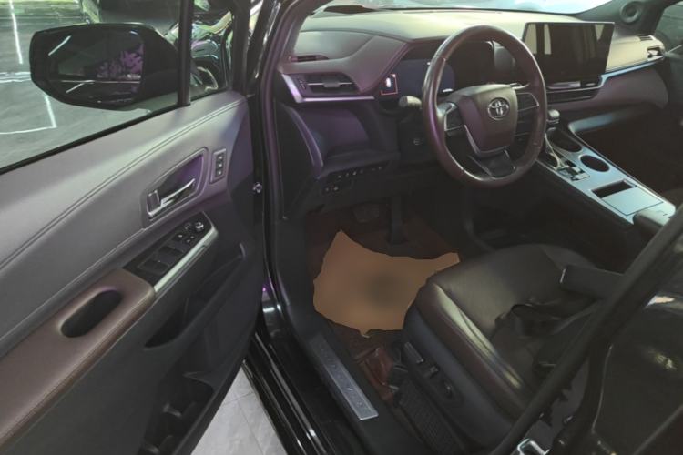 Used Toyota Granvia 2022 2.5L Hybrid Flagship Edition Driver Seat