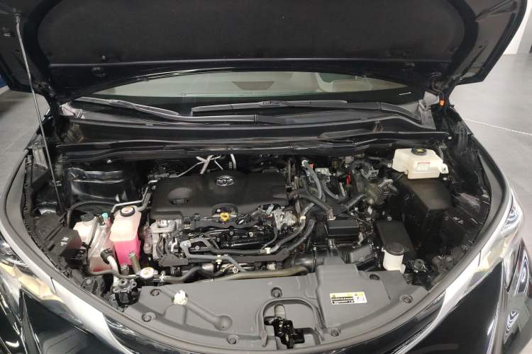 Used Toyota Granvia 2022 2.5L Hybrid Flagship Edition Engine Bay