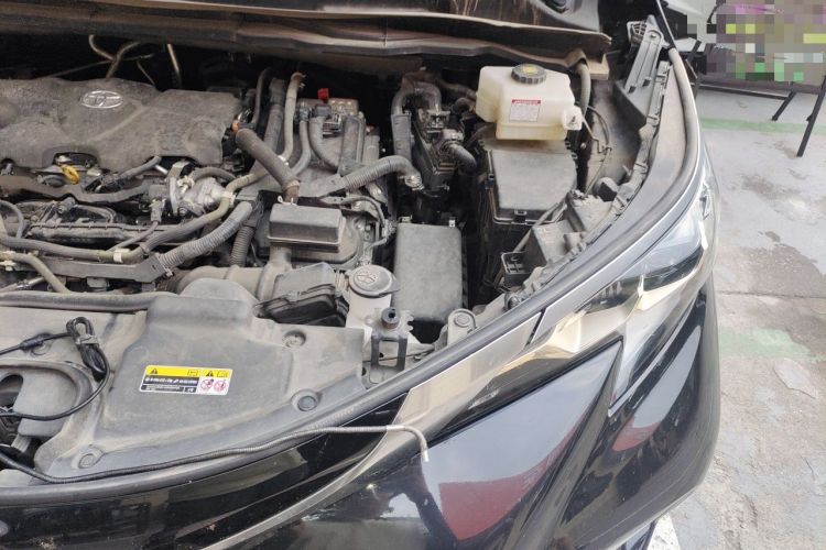 Used Toyota Granvia 2022 2.5L Hybrid Premium Edition Engine Bay Left
