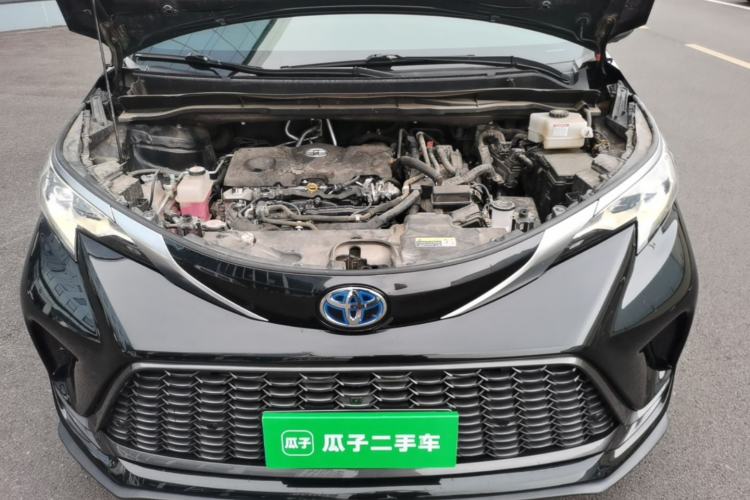 Used Toyota Granvia 2022 2.5L Hybrid Flagship Edition Engine Bay