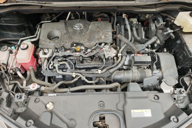 Used Toyota Granvia 2022 2.5L Hybrid Premium Edition Engine Bay