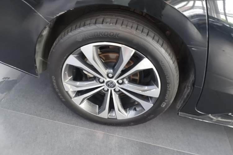 Used Toyota Granvia 2022 2.5L Hybrid Flagship Edition Exterior 5