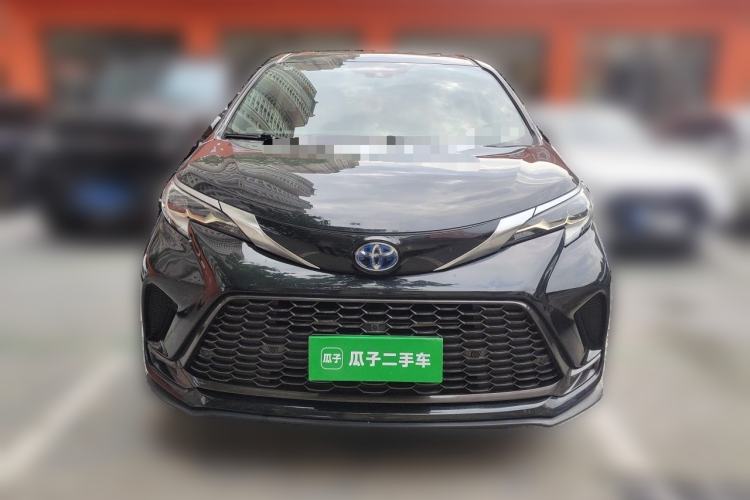 Used Toyota Granvia 2022 2.5L Hybrid Premium Edition Front