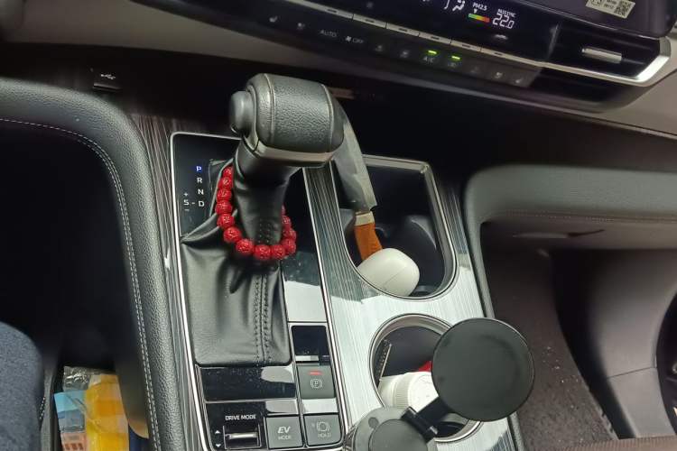 Used Toyota Granvia 2022 2.5L Hybrid Flagship Edition Gear Lever