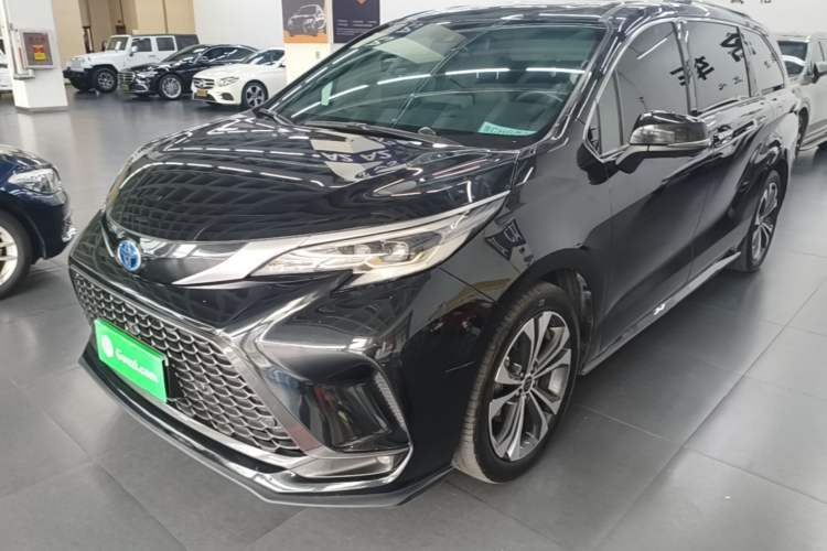 Used Toyota Granvia 2022 2.5L Hybrid Flagship Edition Guazi used car, China used car export, Used car for sale, Used Toyota cars, Cheapest cars for sale
