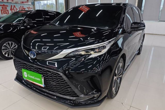 Used Toyota Granvia 2022 2.5L Hybrid Premium Edition