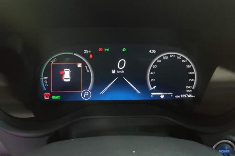 Used Toyota Granvia 2022 2.5L Hybrid Flagship Edition Instrument Cluster