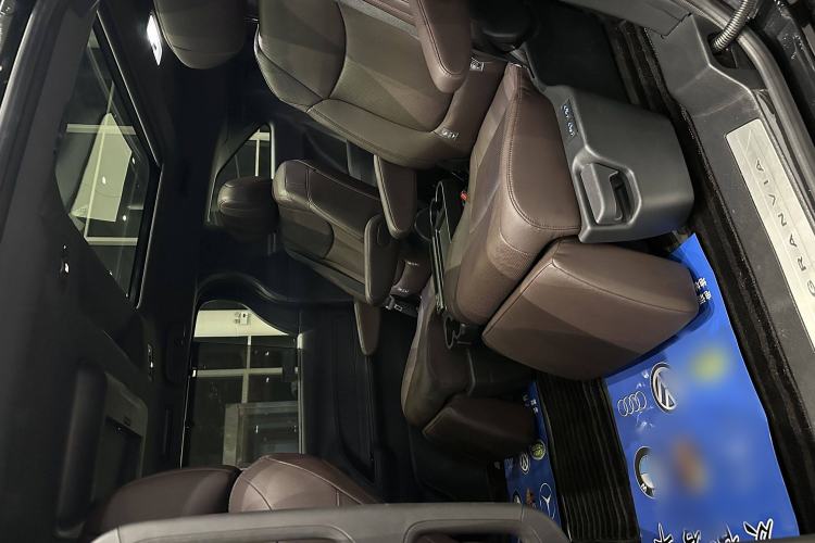 Used Toyota Granvia 2022 2.5L Hybrid Flagship Edition Interior 5