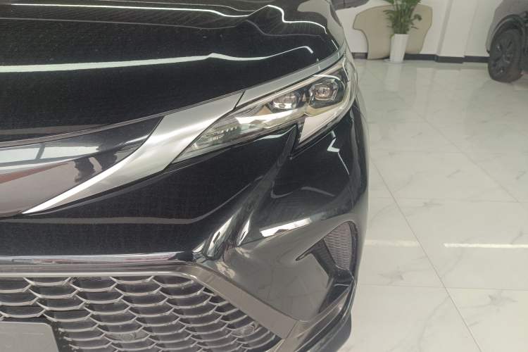 Used Toyota Granvia 2022 2.5L Hybrid Flagship Edition Left Front Headlight