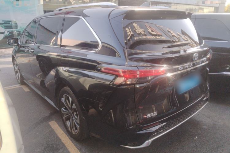 Used Toyota Granvia 2022 2.5L Hybrid Premium Edition Left Side