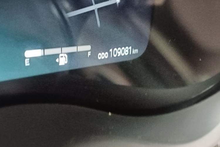 Used Toyota Granvia 2022 2.5L Hybrid Flagship Edition Odometer Close Up
