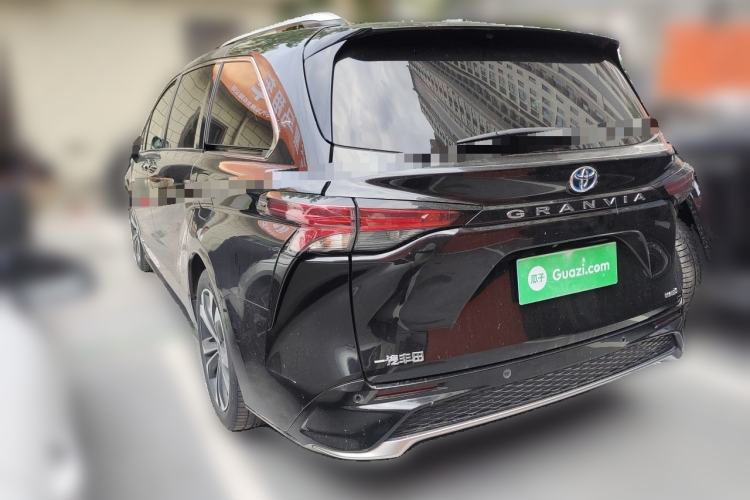 Used Toyota Granvia 2022 2.5L Hybrid Premium Edition Rear Left 45 Deg