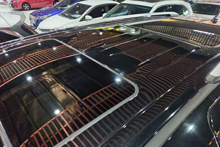 Used Toyota Granvia 2022 2.5L Hybrid Prestige Edition Roof