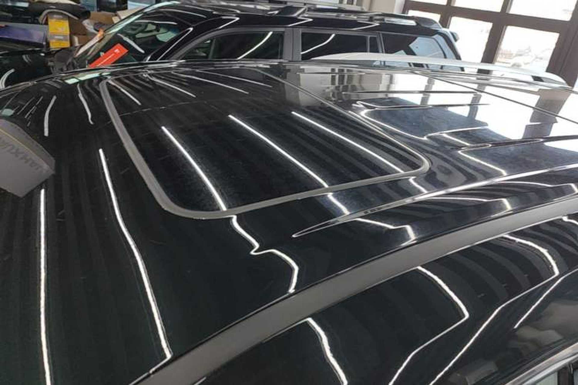 Used Toyota Granvia 2022 2.5L Hybrid Premium Edition Roof