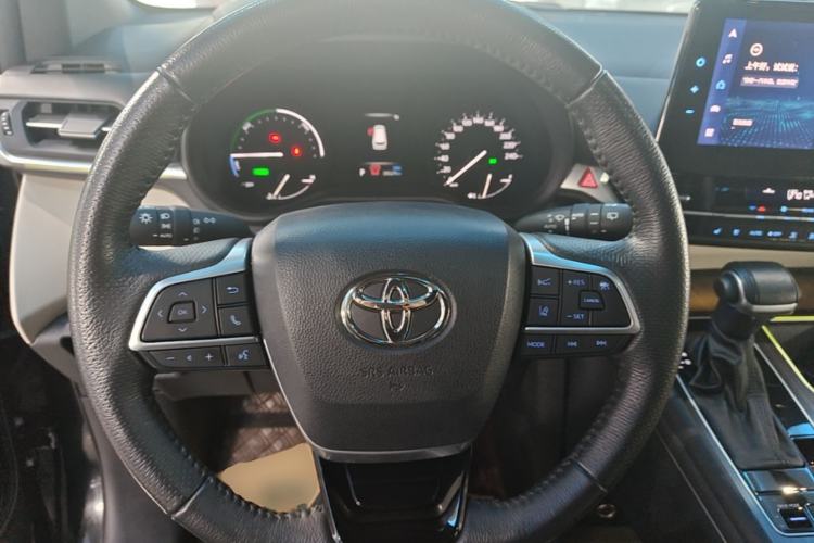 Used Toyota Granvia 2022 2.5L Hybrid Prestige Edition Steering Wheel