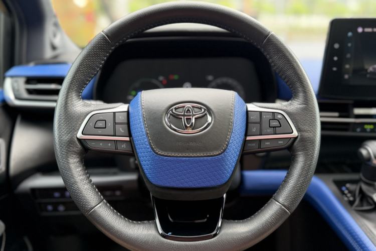 Used Toyota Granvia 2022 2.5L Hybrid Flagship Edition Steering Wheel