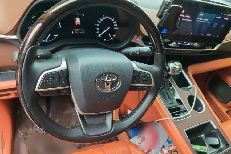 Used Toyota Granvia 2022 2.5L Hybrid Premium Edition Steering Wheel