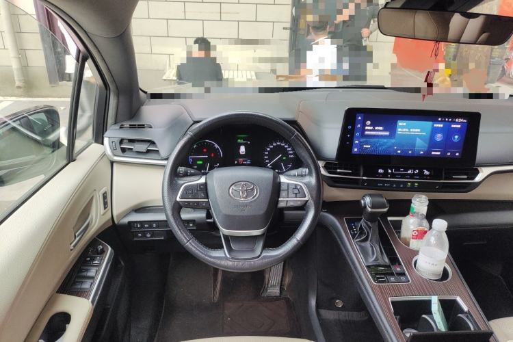 Used Toyota Granvia 2022 2.5L Hybrid Premium Edition Steering Wheel