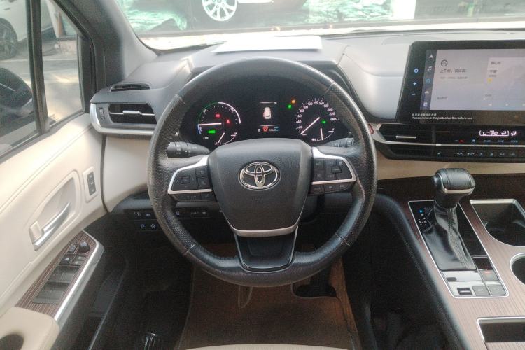 Used Toyota Granvia 2022 2.5L Hybrid Premium Edition Steering Wheel