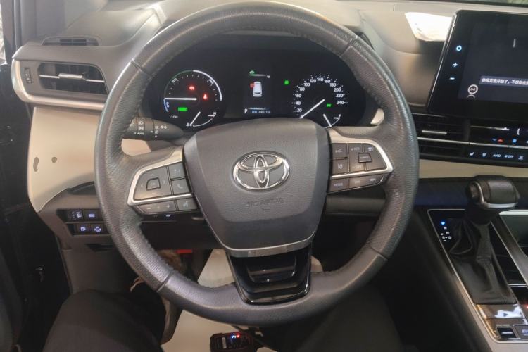 Used Toyota Granvia 2022 2.5L Hybrid Prestige Edition Steering Wheel