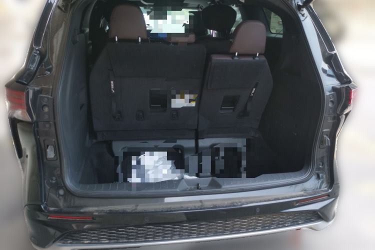 Used Toyota Granvia 2022 2.5L Hybrid Flagship Edition Trunk