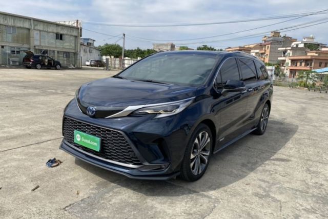 Used Toyota Granvia 2022 2.5L Hybrid Prestige Edition