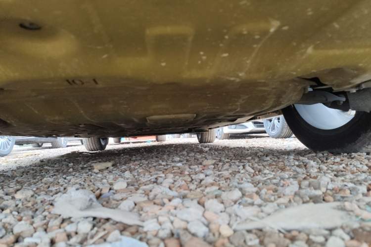 Used Toyota Granvia 2022 2.5L Hybrid Prestige Edition Chassis Front