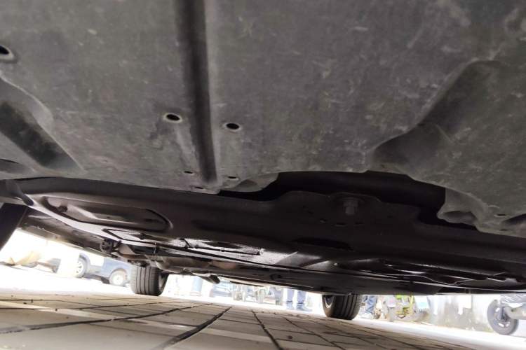 Used Toyota Granvia 2022 2.5L Hybrid Prestige Edition Chassis Front