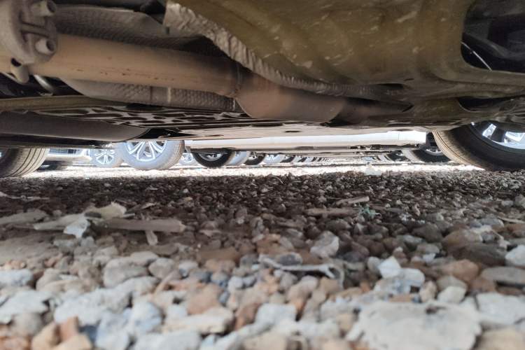 Used Toyota Granvia 2022 2.5L Hybrid Prestige Edition Chassis Front Right