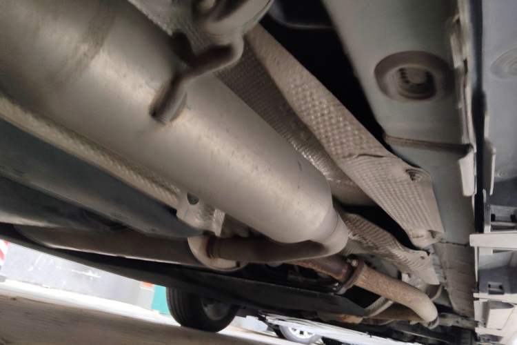 Used Toyota Granvia 2022 2.5L Hybrid Prestige Edition Chassis Rear Right