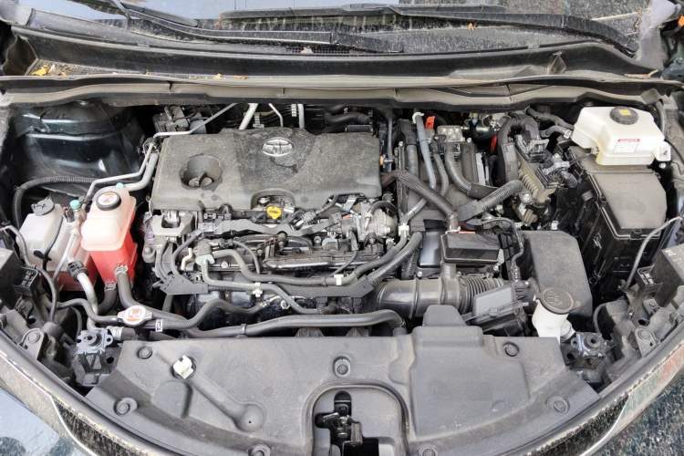 Used Toyota Granvia 2022 2.5L Hybrid Prestige Edition Engine Bay