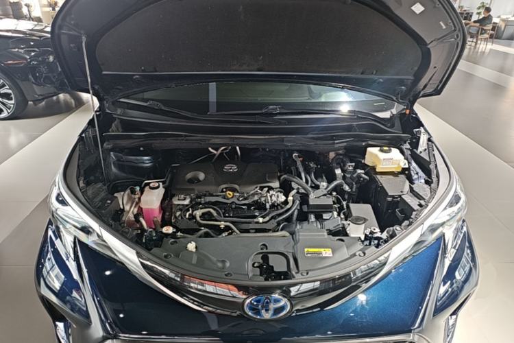 Used Toyota Granvia 2022 2.5L Hybrid Flagship Edition Engine Bay