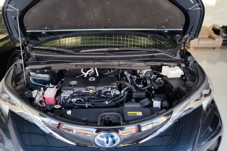 Used Toyota Granvia 2022 2.5L Hybrid Flagship Edition Engine Bay
